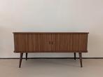Zuiver Barbier dressoir walnoot - kast donkerbruin Japandi, Huis en Inrichting, Kasten | Dressoirs, Ophalen, Met deur(en), Zo goed als nieuw