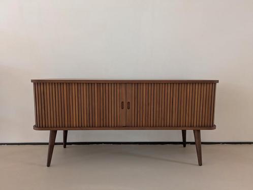 Zuiver Barbier dressoir walnoot - kast donkerbruin Japandi, Huis en Inrichting, Kasten | Dressoirs, Zo goed als nieuw, 100 tot 150 cm