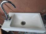 Wastafel met kraan - Gebruikt, Doe-het-zelf en Verbouw, Sanitair, Ophalen, Zo goed als nieuw, Chroom, Wastafel
