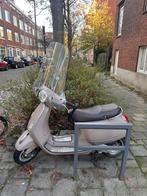Vespa lx50 Piaggio c38, Fietsen en Brommers, Ophalen, Zo goed als nieuw, Benzine, Vespa
