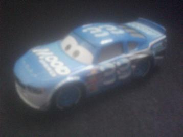 Disney Cars 3 Auto's      Racer Dud Thruttleman (nr 33) beschikbaar voor biedingen