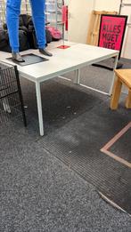 Gratis Tafel Af te Halen in Breda, Ophalen, In hoogte verstelbaar, Gebruikt, Bureau