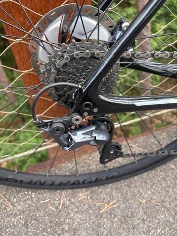 Trek Emonda SL 6 Disc
2020 is ontworpen om de lichtste en sn beschikbaar voor biedingen
