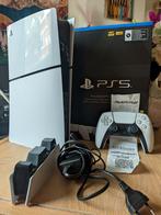 Playstation 5 slim 1TB like new - charger station- Warranty, Spelcomputers en Games, Ophalen of Verzenden, Zo goed als nieuw