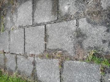 Gratis tegels 30x30  beschikbaar voor biedingen