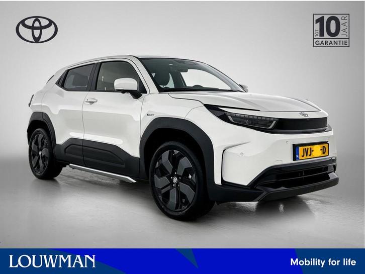 Toyota Urban Cruiser Executive 61 kWh *DEMO!* (bj 2026), Auto's, Toyota, Bedrijf, Te koop, Urban Cruiser, 360° camera, ABS, Achteruitrijcamera