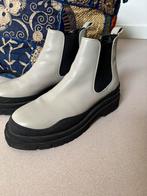 Copenhagen chelseaboot, CPH 375, Vitello, 41, Kleding | Dames, Schoenen, Beige, Lage of Enkellaarzen, Ophalen of Verzenden, Zo goed als nieuw