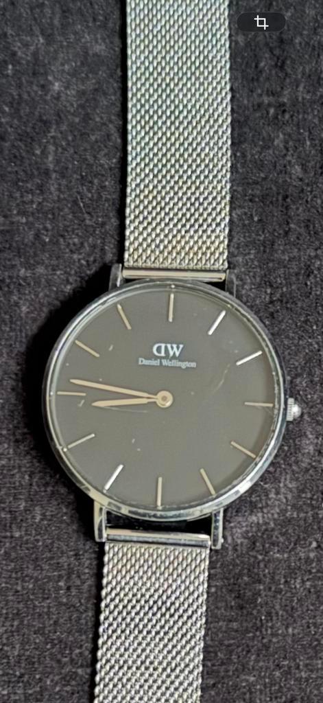 Daniel Wellington Petite 32mm - Zilver (Defecten), Sieraden, Tassen en Uiterlijk, Horloges | Dames, Gebruikt, Polshorloge, Overige merken