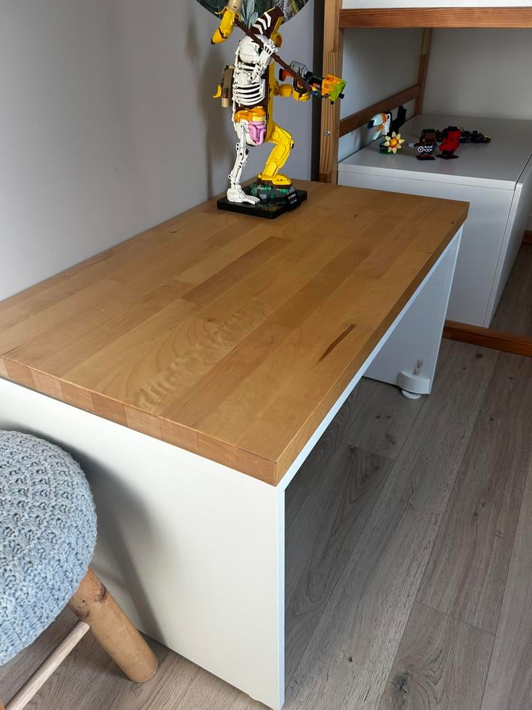 Kindertafel, Ophalen, Zo goed als nieuw, Tafel(s) en Stoel(en)