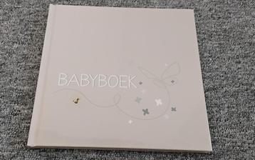 Babyboek Geboorte boek 1e jaar Invulboek  NIEUW! Kraamcadeau beschikbaar voor biedingen