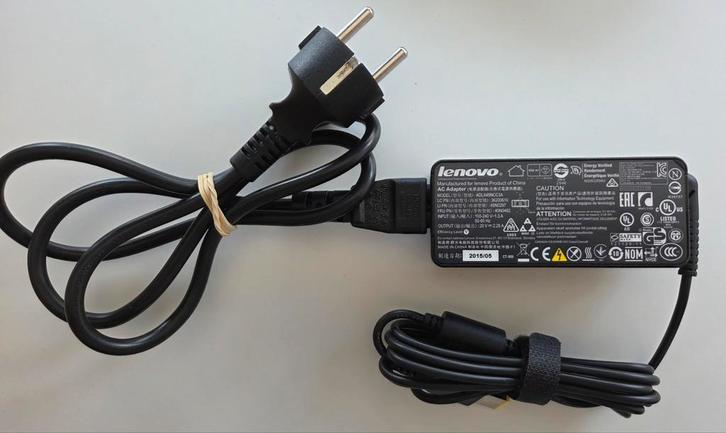 Lenovo adapter square tip 20V 2.25A 45W, Computers en Software, Laptop-opladers, Zo goed als nieuw, Ophalen of Verzenden