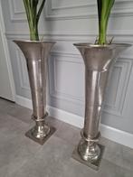 2 grote Colmore massief metaal vazen vaas bloemenpotten, Huis en Inrichting, Ophalen of Verzenden, Zo goed als nieuw