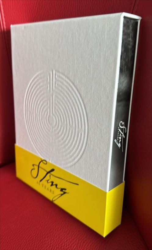 STING, 25 Years, Boxset, 3 CD + 1 dvd + Boek 135 pagina’s, Cd's en Dvd's, Cd's | Pop, Zo goed als nieuw, 2000 tot heden, Boxset
