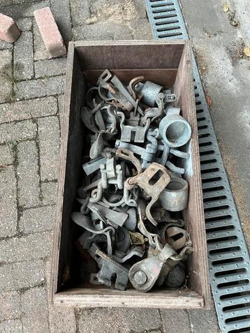 Steiger koppelingen veel verschillende soorten. beschikbaar voor biedingen