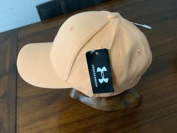 Pet.   nieuw.     Under. Armour.    ️‍ beschikbaar voor biedingen