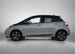 Toyota Yaris 1.5 Hybrid Bi-Tone Plus | Panoramadak |, 12 maanden, Gebruikt, 4 cilinders, Origineel Nederlands