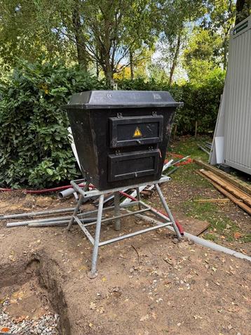 Bouwkast - Stroomvoorziening voor de bouw beschikbaar voor biedingen