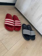 Adidas slippers, Kleding | Dames, Schoenen, Ophalen of Verzenden, Zo goed als nieuw, Rood