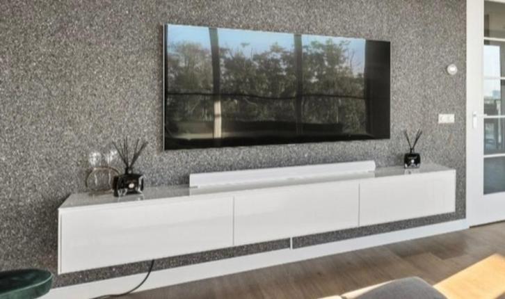 TV-meubel Vision 3 kleppen – Hoogglans wit – 226x35x45, Huis en Inrichting, Kasten | Televisiemeubels, Zo goed als nieuw, Minder dan 100 cm