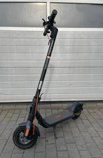 NINEBOT SEGWAY F2 PRO!! Nette step!! Weinig km!!, Fietsen en Brommers, Steps, Ophalen of Verzenden, Zo goed als nieuw, Elektrische step (E-scooter)