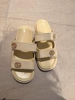 Gucci slippers maat 40, Ophalen of Verzenden, Zo goed als nieuw, Zwart