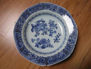 prachtig Chinees bord / schaal, 18e eeuw beschikbaar voor biedingen
