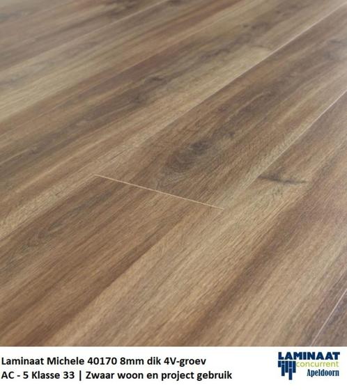 Laminaat Winter Eik Michele 8mm dik met 4V-groev €9,95p/m2, Huis en Inrichting, Stoffering | Vloerbedekking, Nieuw, Laminaat, Bruin