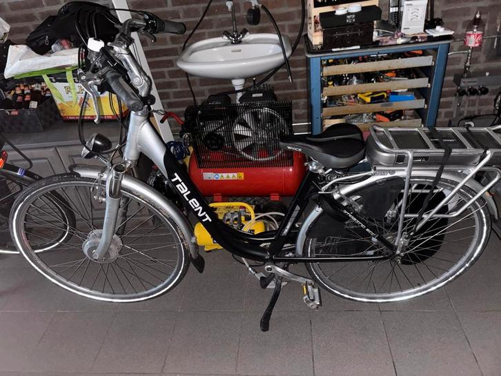 Elektrische fiets Talent, Fietsen en Brommers, Elektrische fietsen, Gebruikt, Overige merken, 51 tot 55 cm, 30 tot 50 km per accu