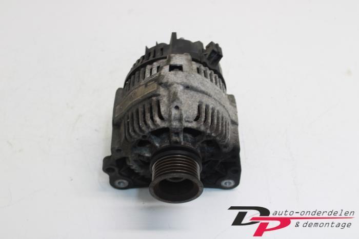 Dynamo van een Volkswagen Polo, Auto-onderdelen, Motor en Toebehoren, Volkswagen, Gebruikt, 3 maanden garantie, Ophalen of Verzenden