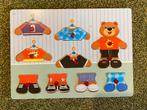 Houten knopjes puzzel - beertje aankleden, 2 tot 4 jaar, 10 tot 50 stukjes, Ophalen of Verzenden, Zo goed als nieuw