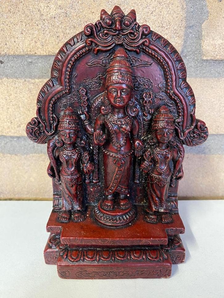 Uniek Hindoeïstisch triade Vishnu Lakshmi Bhudevi 15cm beeld, Verzamelen, Religie, Gebruikt, Hindoeïsme, Beeld(je), Ophalen of Verzenden