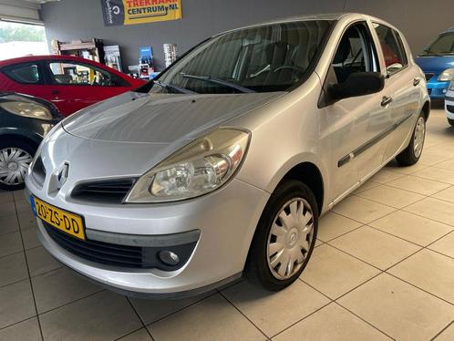 Renault Clio 1.2-16V Special Line Netjes voor leeftijd en KM, Auto's, Renault, Bedrijf, Te koop, Clio, ABS, Airbags, Airconditioning