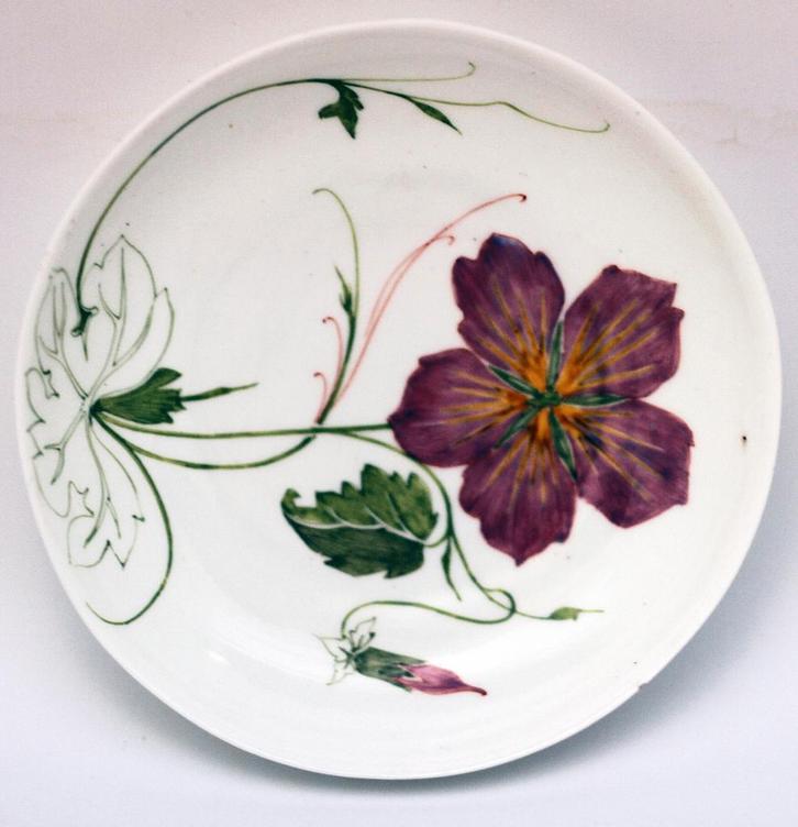 Rozenburg eierschaal schoteltje (Nr. 333), Antiek en Kunst, Antiek | Keramiek en Aardewerk, Ophalen of Verzenden