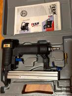 Ferm tacker in koffer, Doe-het-zelf en Verbouw, Ophalen, Gebruikt