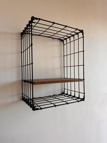 IKEA GULLHULT wandplank – zwart/grenen – 30x40 cm beschikbaar voor biedingen