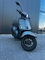 Vespa Sprint 50cc geel kenten, Fietsen en Brommers, Scooters | Vespa, Ophalen, Gebruikt, Maximaal 45 km/u, Vespa S