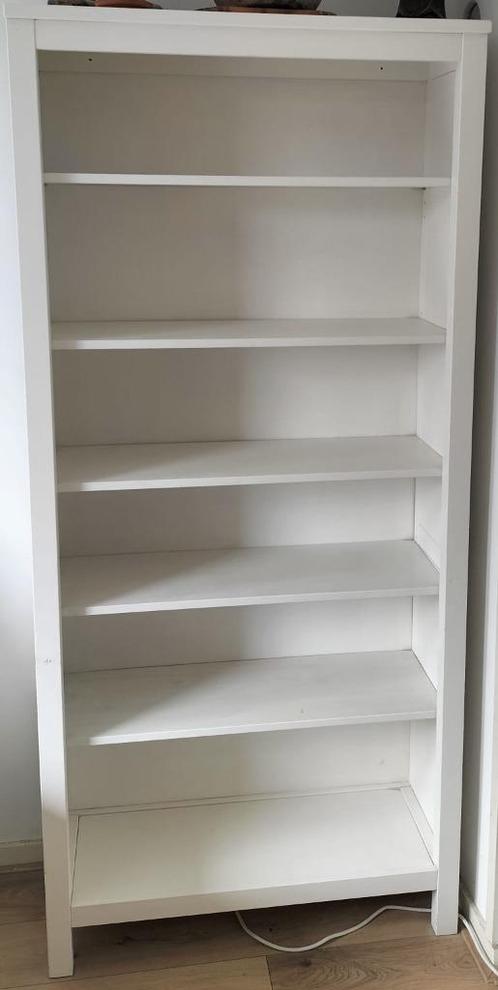 Boekenkast Hemnes Wit - 90 x 197 cm, Huis en Inrichting, Kasten | Boekenkasten, Zo goed als nieuw, 50 tot 100 cm, 200 cm of meer