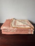 Groot Vintage Oudroze Wollen Deken met Barokke Bloemen, Ophalen of Verzenden, Gebruikt
