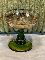 Vintage likeurglaasje op groene voet (101024), Antiek en Kunst, Antiek | Glas en Kristal, Ophalen of Verzenden