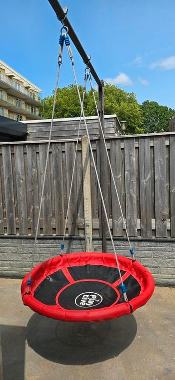 Schommel buiten/binnen beschikbaar voor biedingen