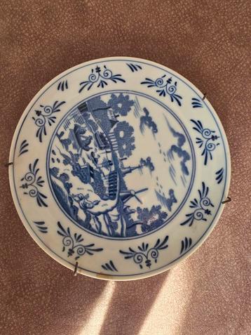 Antiek Blauw Wit Bord beschikbaar voor biedingen