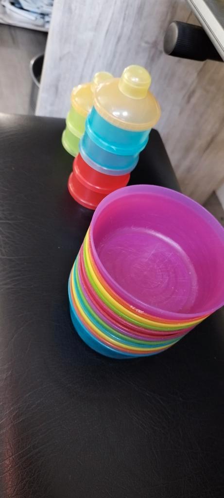 Voedingstorentjes en bakjes - handig voor onderweg, Kinderen en Baby's, Babyvoeding en Toebehoren, Gebruikt, Overige typen, Ophalen