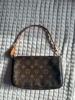 Louis Vuitton Pochette zeer goede staat!, Ophalen of Verzenden, Zo goed als nieuw, Bruin, Schoudertasje