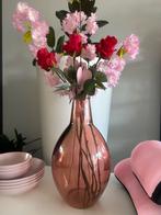 Mooie roze vaas met bloemen, Ophalen, 50 tot 75 cm, Nieuw, Glas