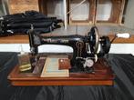 Naumann naaimachine incl gebruiksaanwijzing.en accesoires, Antiek en Kunst, Antiek | Naaimachines, Ophalen