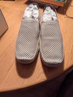 loafers creme kleur mt 44, Loafers, Overige kleuren, Ophalen of Verzenden, Zo goed als nieuw