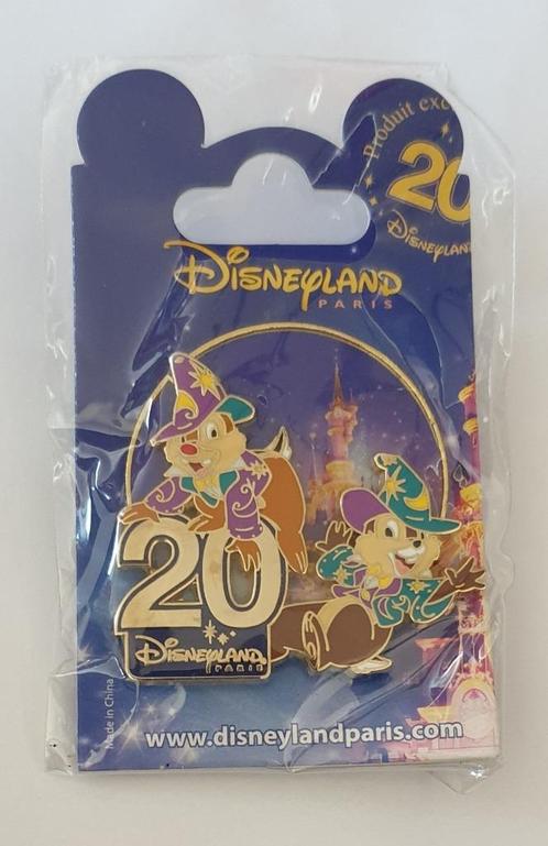 Disneyland Paris 20 jaar met Knabbel & Babbel pin 2012 NIEUW, Verzamelen, Disney, Zo goed als nieuw, Overige typen, Overige figuren