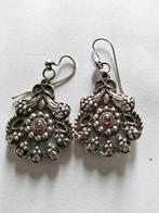 Prachtige antieke zilveren oorhangers., Verzenden, Zilver, Oorbellen