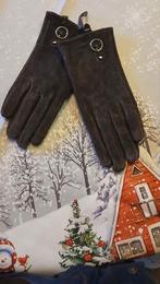 Handschoenen dames suède, Kleding | Dames, Mutsen, Sjaals en Handschoenen, Ophalen of Verzenden, Nieuw, Maat 38/40 (M), Handschoenen