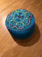 Gekleurde Poef - Zitkussen, Minder dan 50 cm, Rond, Ophalen of Verzenden, Zo goed als nieuw